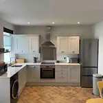 Stunning Sea View 2 Bedroom Flat In * Scarborough