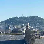 Stunning Sea View 2 Bedroom Flat In * Scarborough