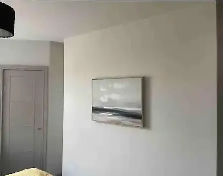 Stunning Sea View 2 Bedroom Flat In Scarborough