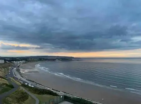 Stunning Sea View 2 Bedroom Flat In * Scarborough