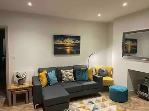 Stunning Sea View 2 Bedroom Flat In *