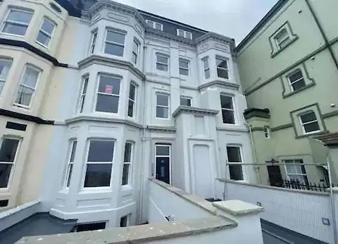 Stunning Sea View 2 Bedroom Flat In Lägenhet *