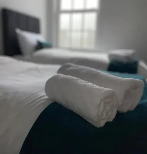 Stunning Sea View 2 Bedroom Flat In