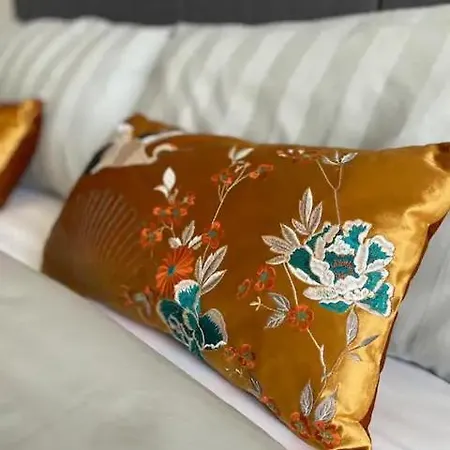 Stunning Sea View 2 Bedroom Flat In *